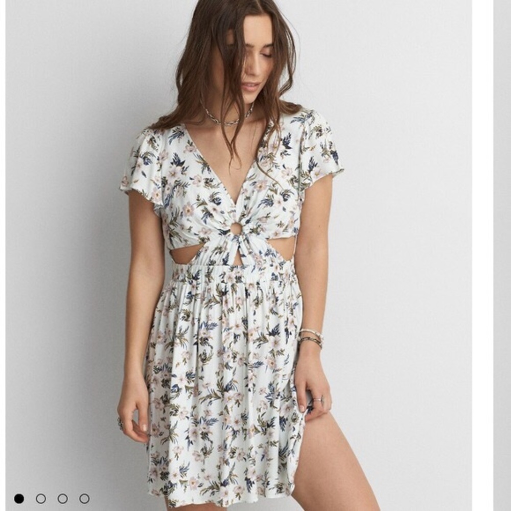 American Eagle Floral Cut Out Dress